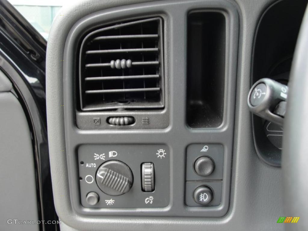 2003 Avalanche 1500 - Black / Dark Charcoal photo #43