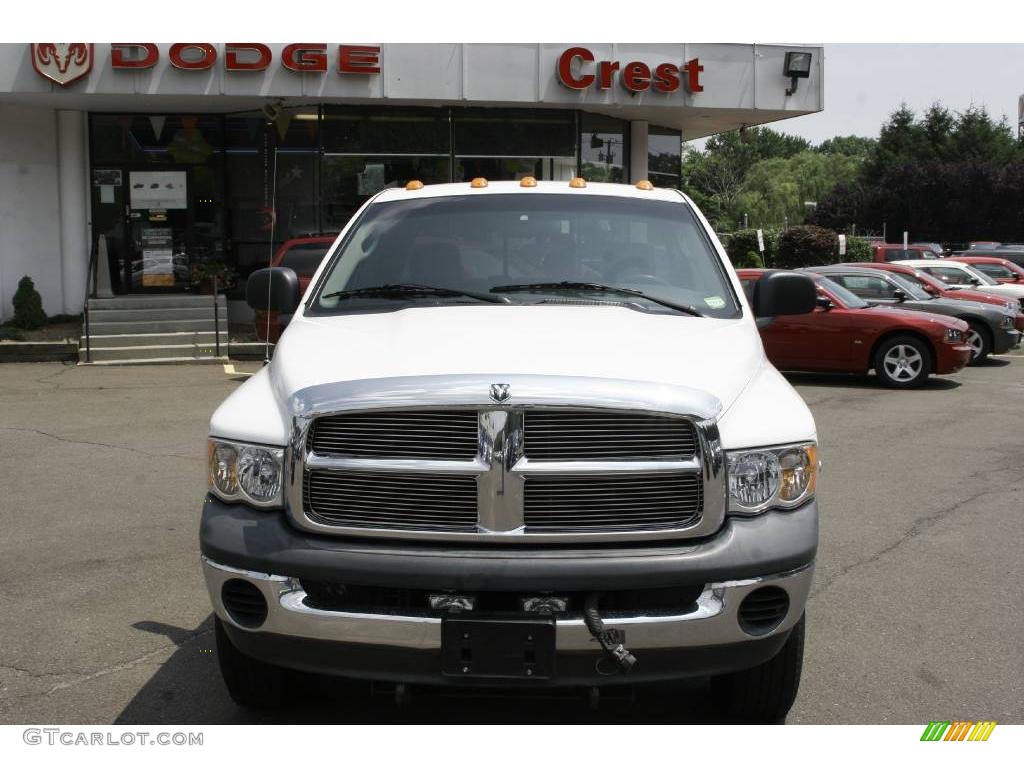 2003 Ram 3500 ST Quad Cab 4x4 - Bright White / Dark Slate Gray photo #2