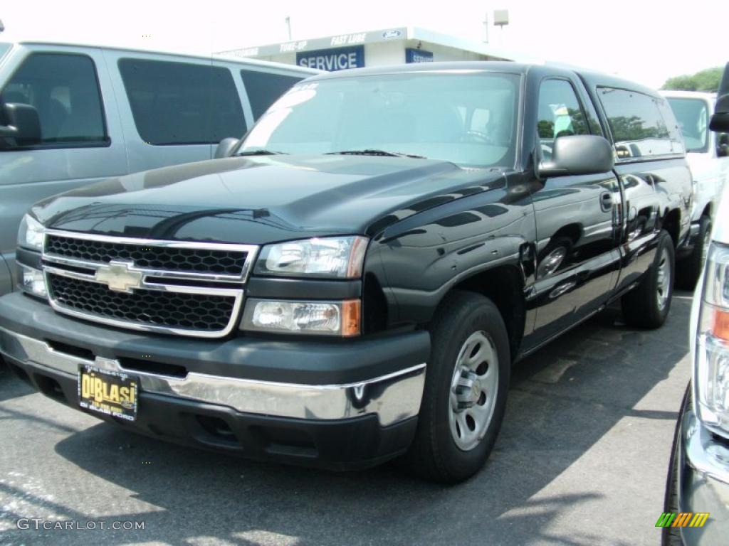 2006 Silverado 1500 LS Regular Cab - Black / Dark Charcoal photo #2