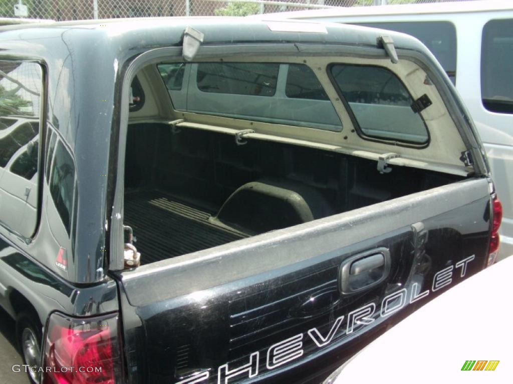 2006 Silverado 1500 LS Regular Cab - Black / Dark Charcoal photo #4