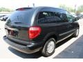 2006 Brilliant Black Chrysler Town & Country   photo #2