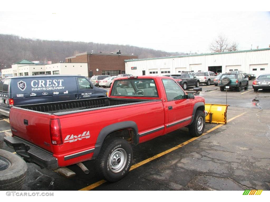 1999 Sierra 2500 SL Regular Cab 4x4 - Fire Red / Graphite photo #5