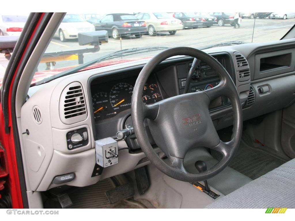 1999 Sierra 2500 SL Regular Cab 4x4 - Fire Red / Graphite photo #15