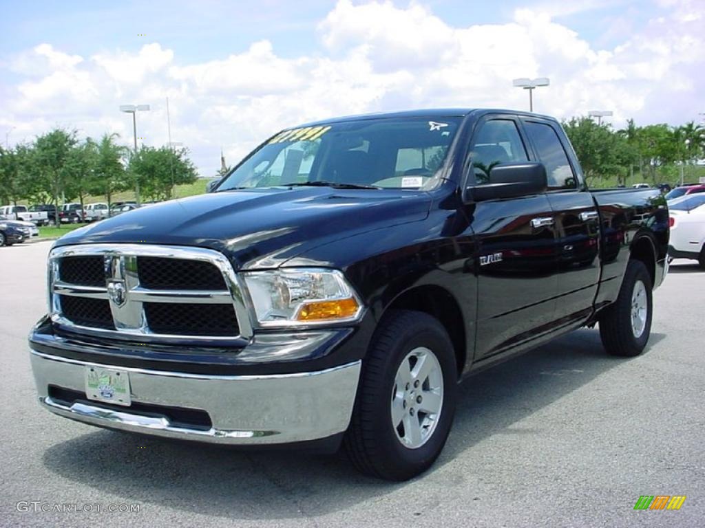 2010 Ram 1500 SLT Quad Cab - Brilliant Black Crystal Pearl / Dark Slate/Medium Graystone photo #14