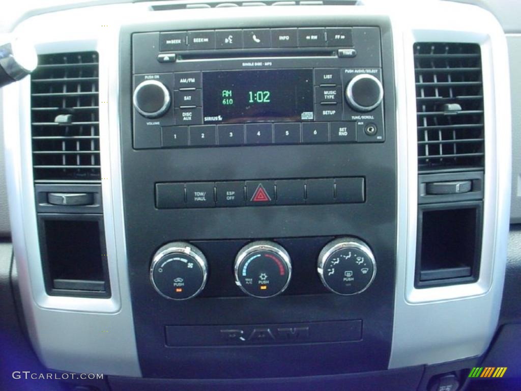 2010 Ram 1500 SLT Quad Cab - Brilliant Black Crystal Pearl / Dark Slate/Medium Graystone photo #23