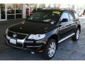 Black Uni - Touareg 2 VR6 Photo No. 9
