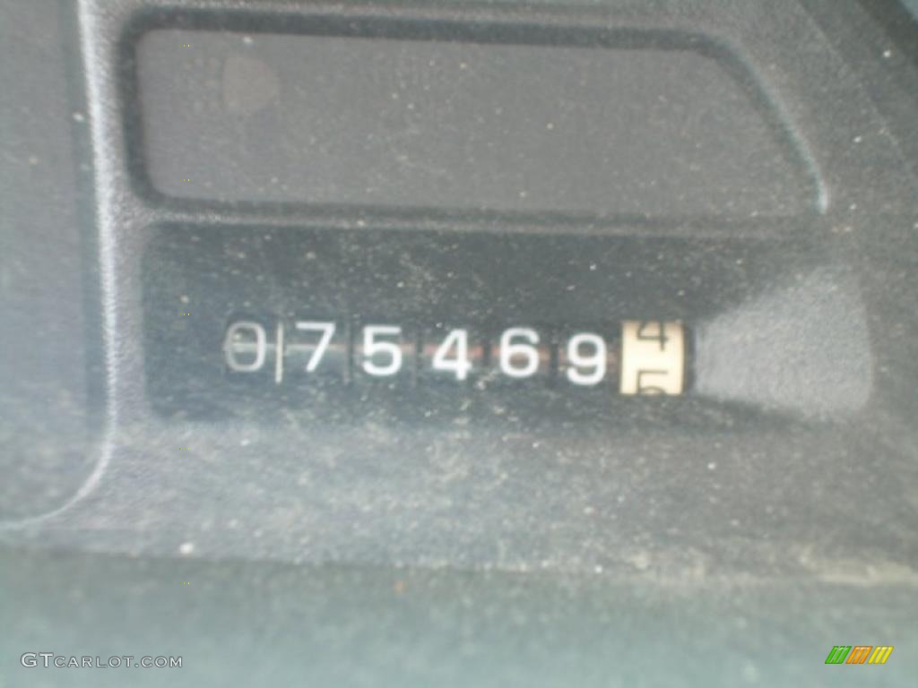 1996 Cavalier Coupe - Dark Purple / Dark Gray photo #11