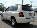 Super White - Highlander 4WD Photo No. 5