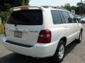 Super White - Highlander 4WD Photo No. 7