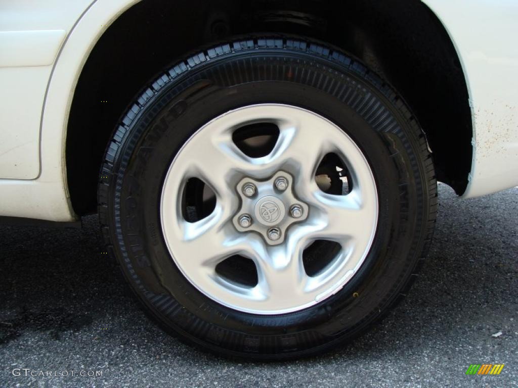 2004 Highlander 4WD - Super White / Ivory photo #12