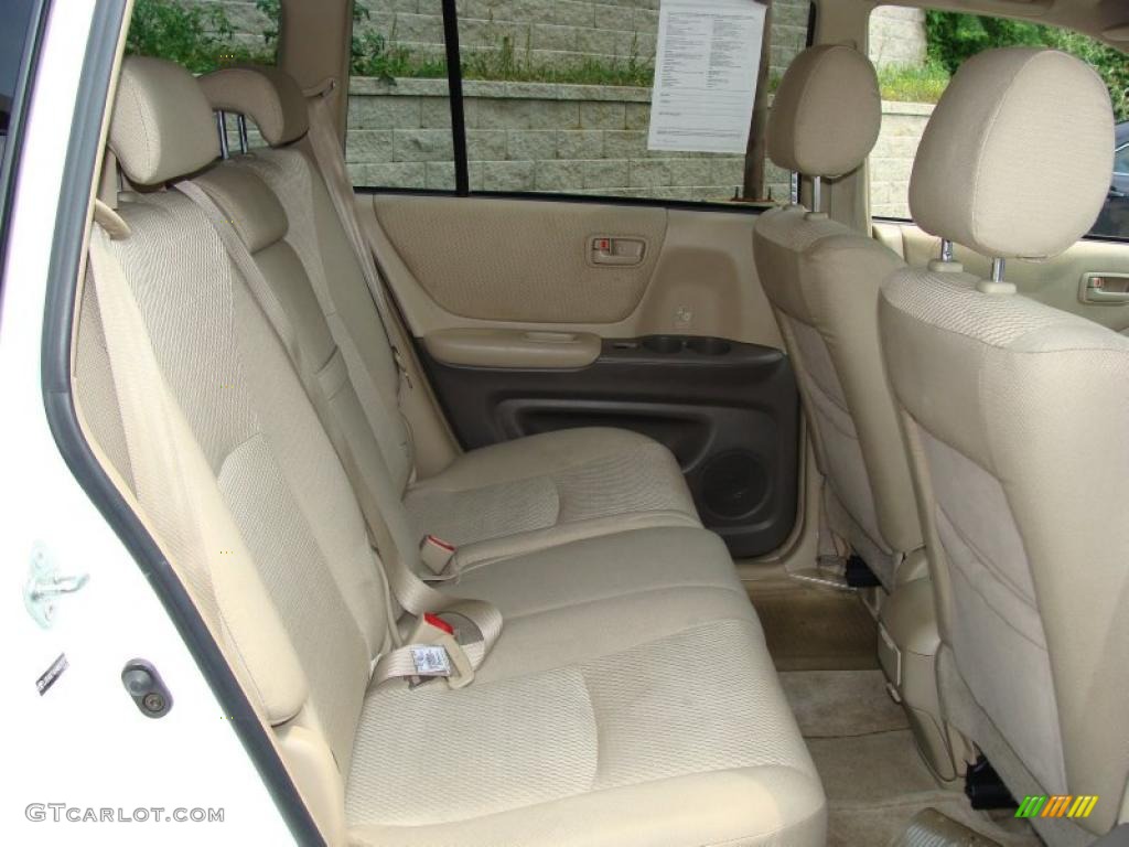 2004 Highlander 4WD - Super White / Ivory photo #19