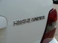 Super White - Highlander 4WD Photo No. 27
