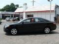 Black - Camry LE Photo No. 4