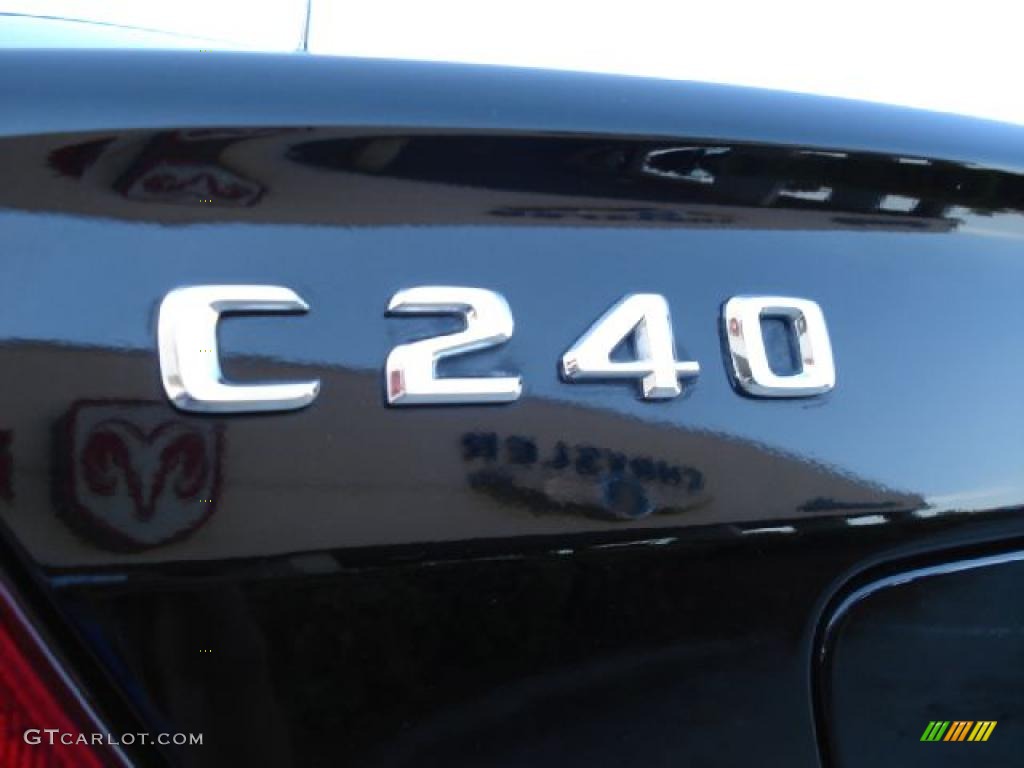 2003 C 240 Sedan - Black / Charcoal photo #24