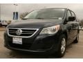 2009 Nocturne Black Metallic Volkswagen Routan SE  photo #18