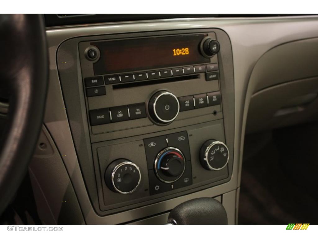 2009 Aura XE - Techno Gray / Gray photo #15