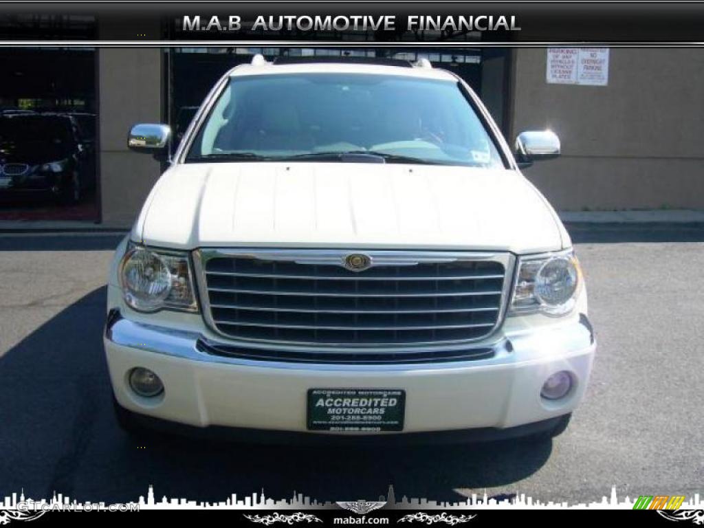 2008 Aspen Limited 4WD - Cool Vanilla / Light Graystone photo #1