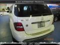 Arctic White - ML 350 4Matic Photo No. 14
