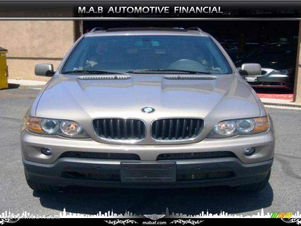 Kalahari Beige Metallic BMW X5