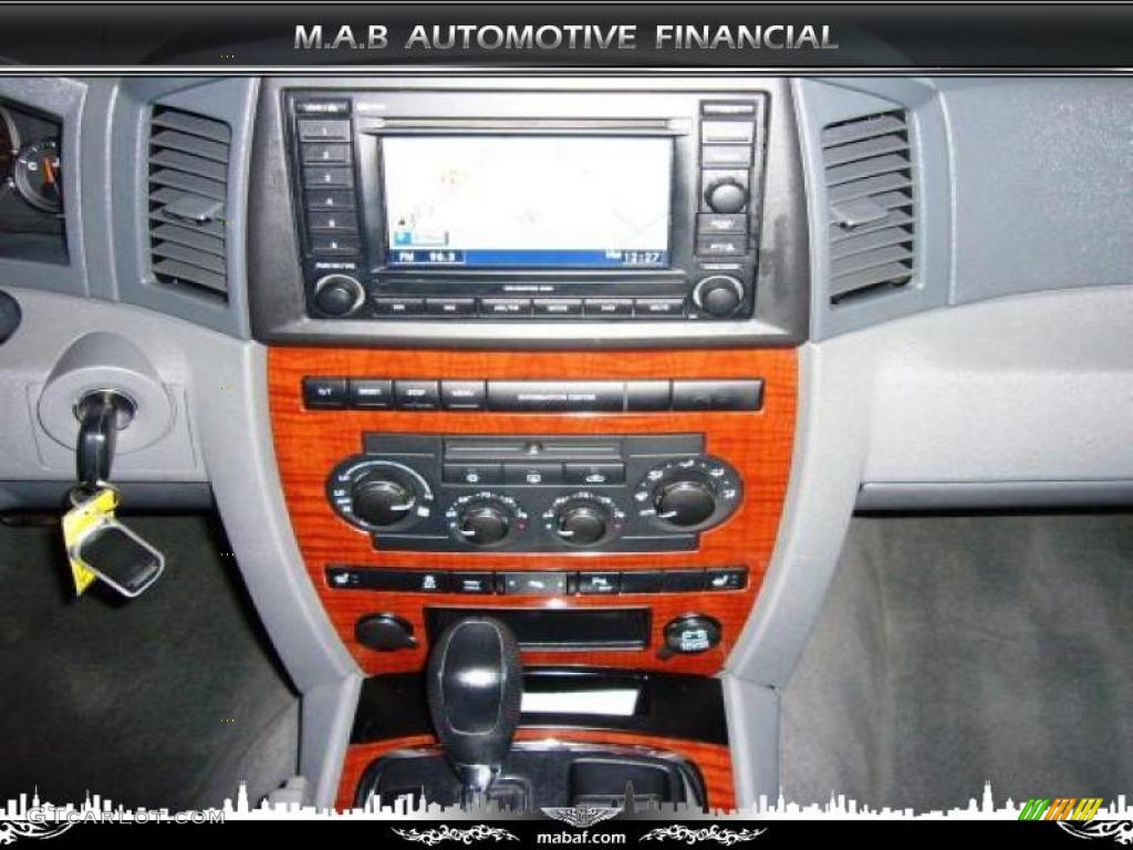 2006 Grand Cherokee Limited 4x4 - Bright Silver Metallic / Medium Slate Gray photo #16