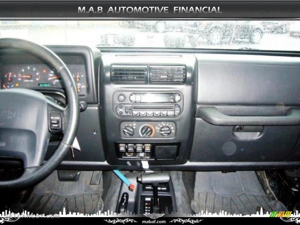 2004 Wrangler Rubicon 4x4 - Black / Dark Slate Gray photo #12