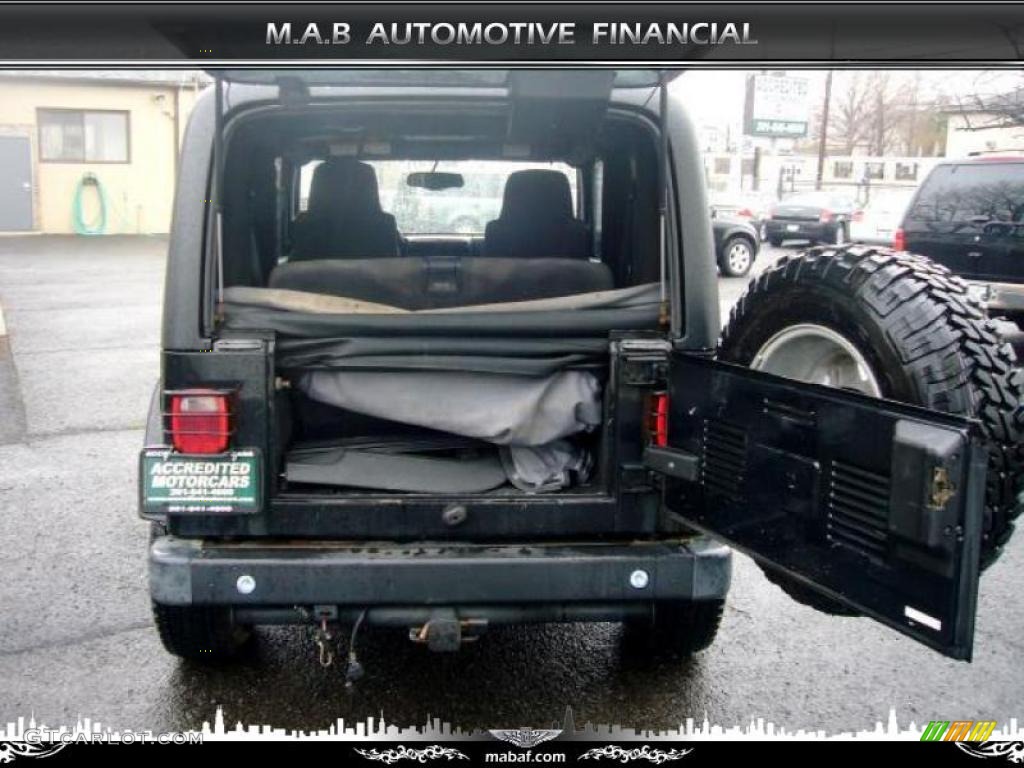 2004 Wrangler Rubicon 4x4 - Black / Dark Slate Gray photo #18