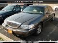 2004 Charcoal Grey Metallic Lincoln Town Car Ultimate  photo #2