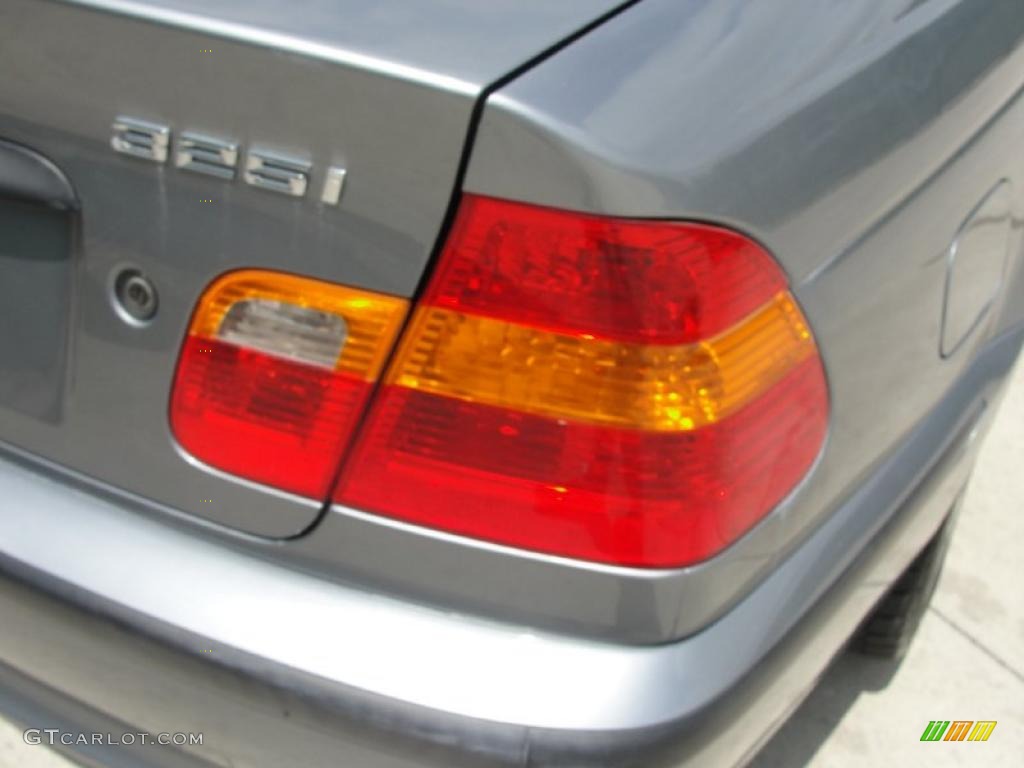 2004 3 Series 325i Sedan - Silver Grey Metallic / Black photo #19