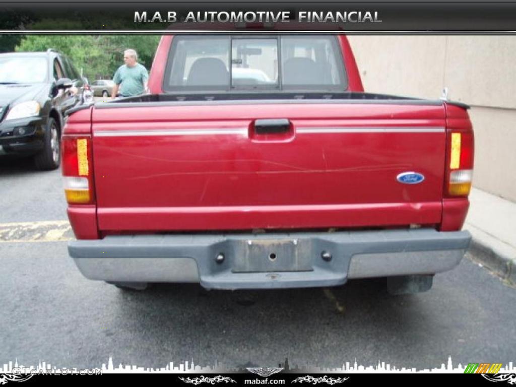 1993 Ranger XLT Extended Cab - Electric Red Metallic / Grey photo #4