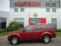 Red Brawn - Pathfinder S 4x4 Photo No. 3