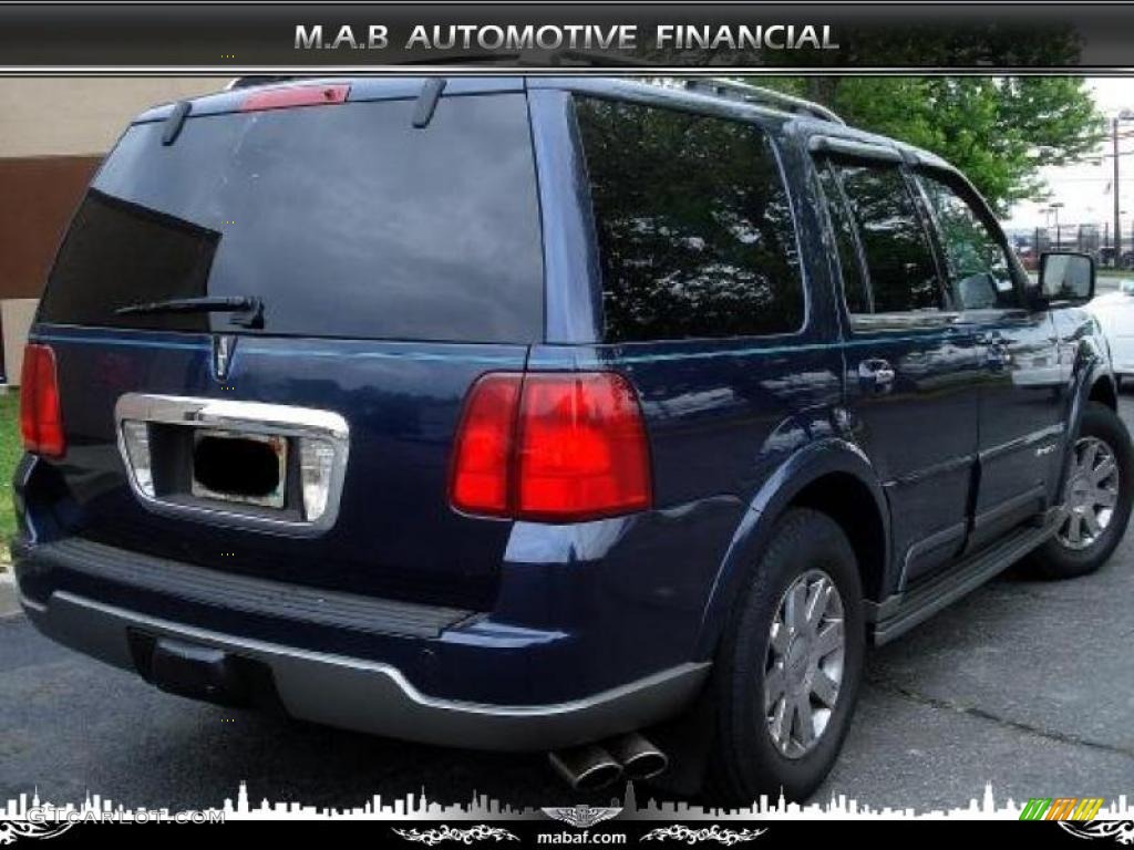 2004 Navigator Luxury 4x4 - True Blue Metallic / Dove Grey photo #3