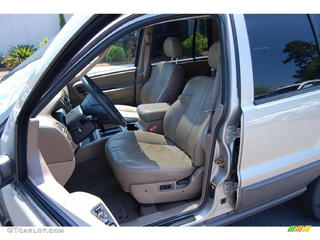 2003 Grand Cherokee Laredo - Light Pewter Metallic / Sandstone photo #6