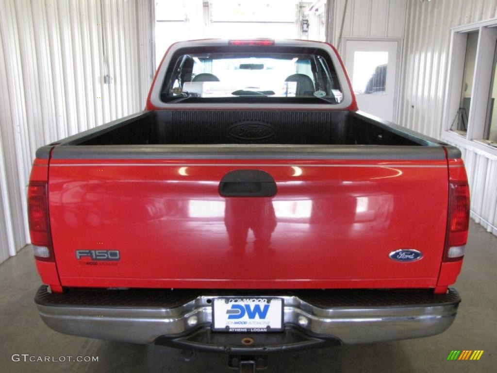 1998 F150 XL SuperCab 4x4 - Bright Red / Medium Graphite photo #6
