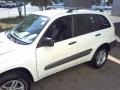 Natural White - RAV4  Photo No. 20