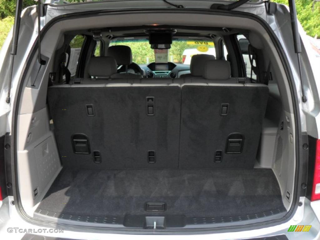 2010 Honda Pilot Touring 4WD Trunk Photo #32683907