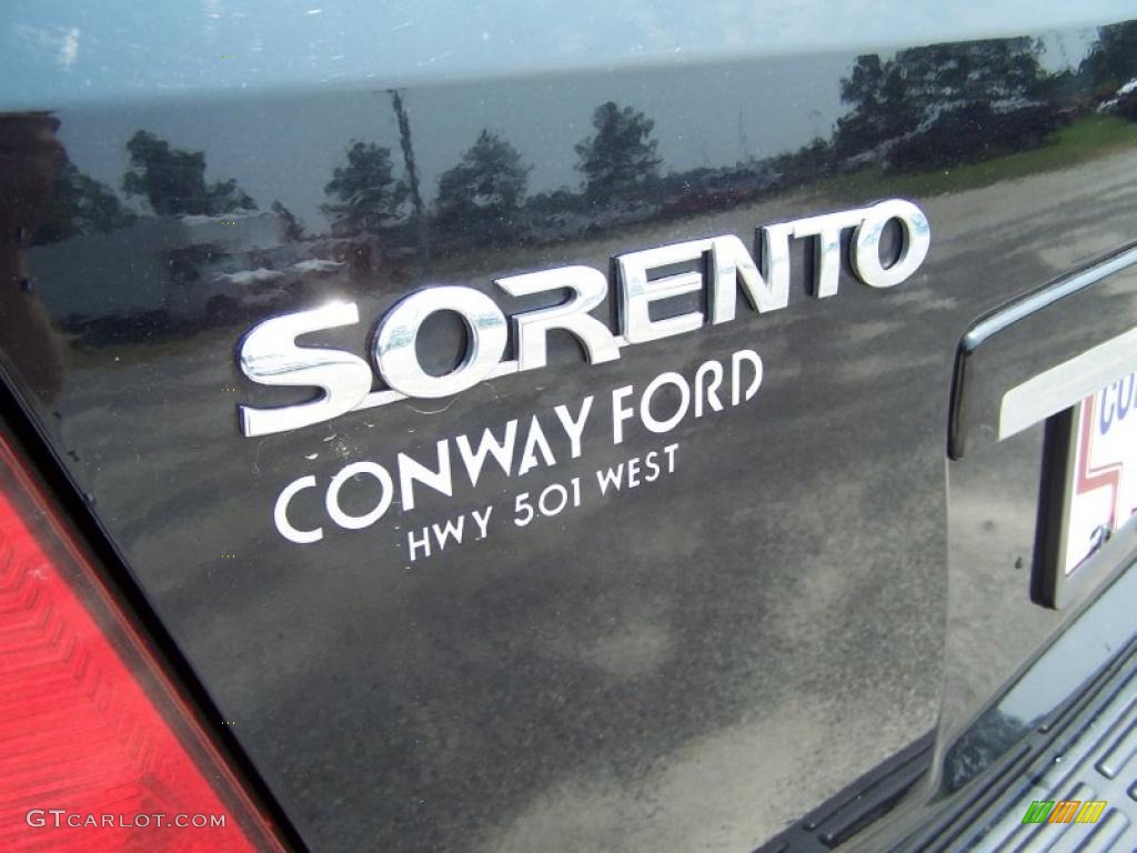 2005 Sorento LX 4WD - Ebony Black / Beige photo #22