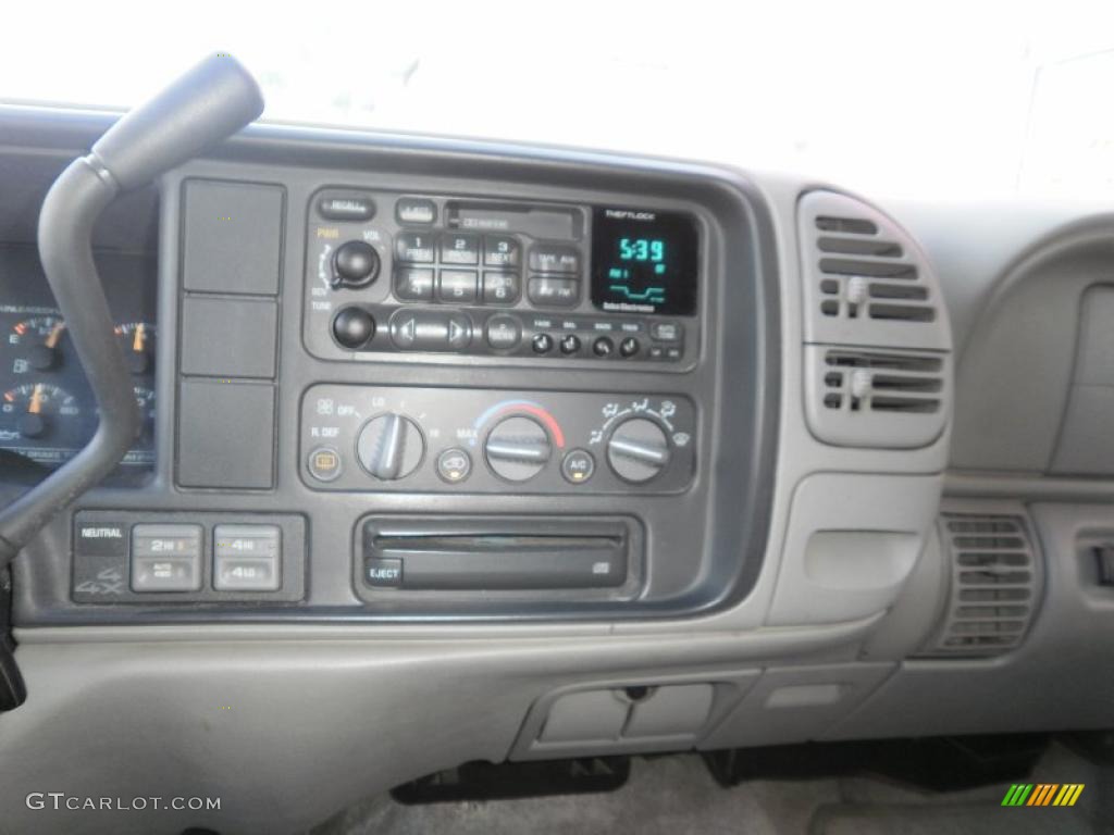 1999 Tahoe LT 4x4 - Medium Charcoal Gray Metallic / Gray photo #8