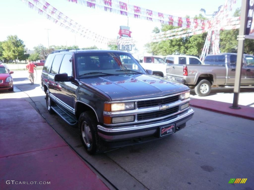 1999 Tahoe LT 4x4 - Medium Charcoal Gray Metallic / Gray photo #25