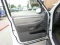 2004 Oxford White Ford Explorer XLT 4x4  photo #5