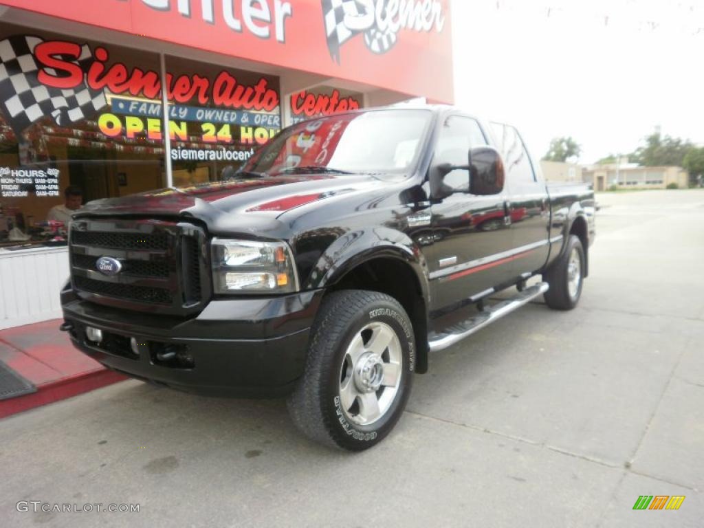 2007 F250 Super Duty Lariat Outlaw Crew Cab 4x4 - Black / Black/Red Leather photo #21