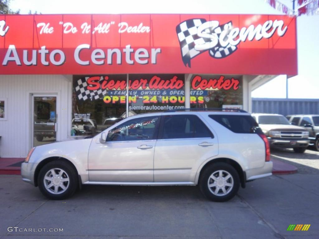 Light Platinum Metallic Cadillac SRX