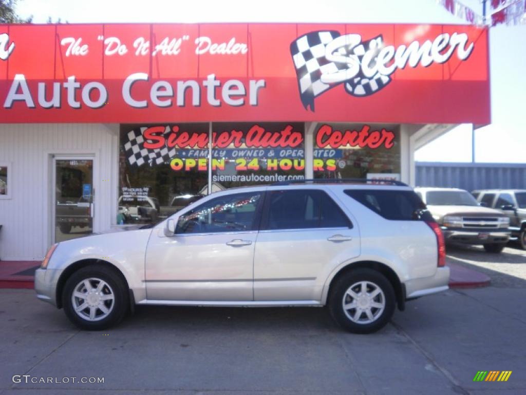 Light Platinum Metallic Cadillac SRX