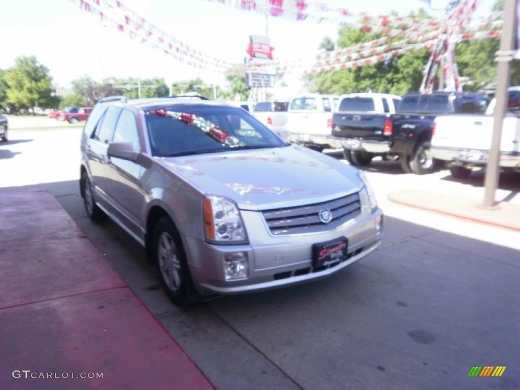 2004 SRX V6 - Light Platinum Metallic / Light Neutral photo #5