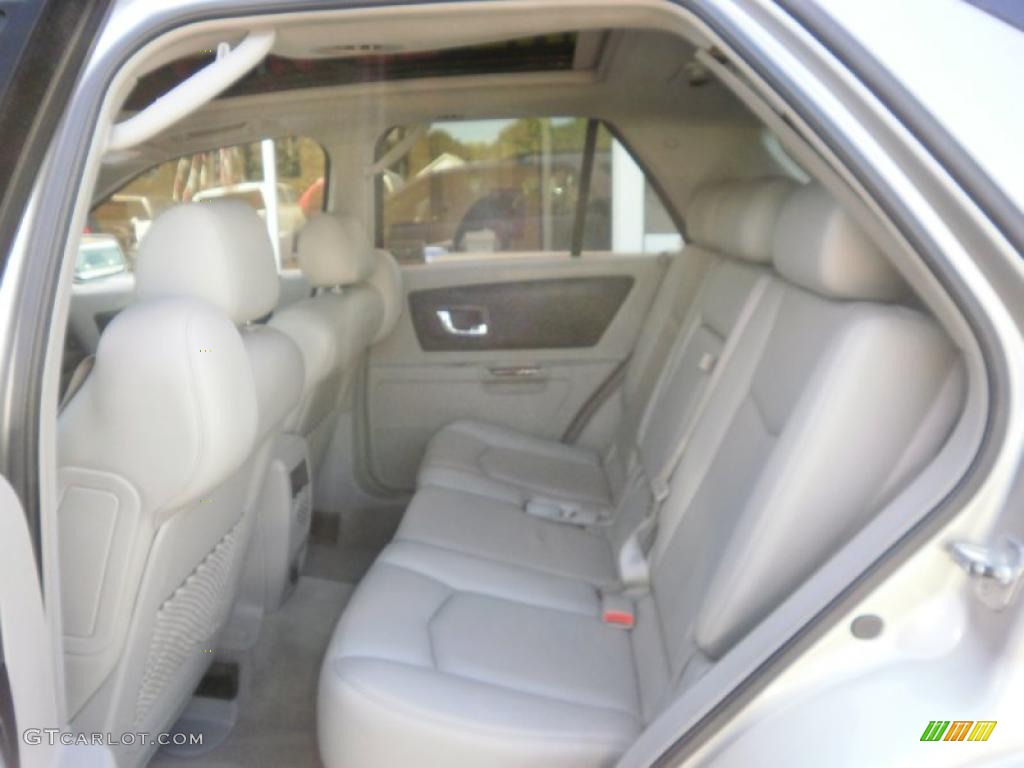 2004 SRX V6 - Light Platinum Metallic / Light Neutral photo #14