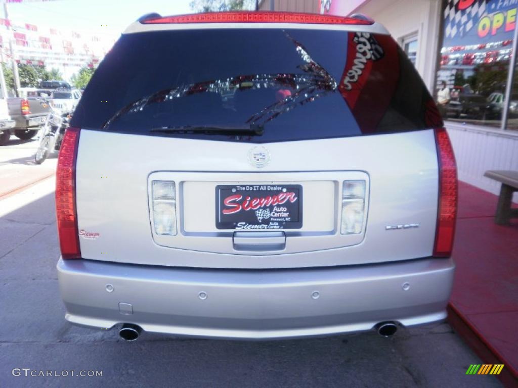 2004 SRX V6 - Light Platinum Metallic / Light Neutral photo #23