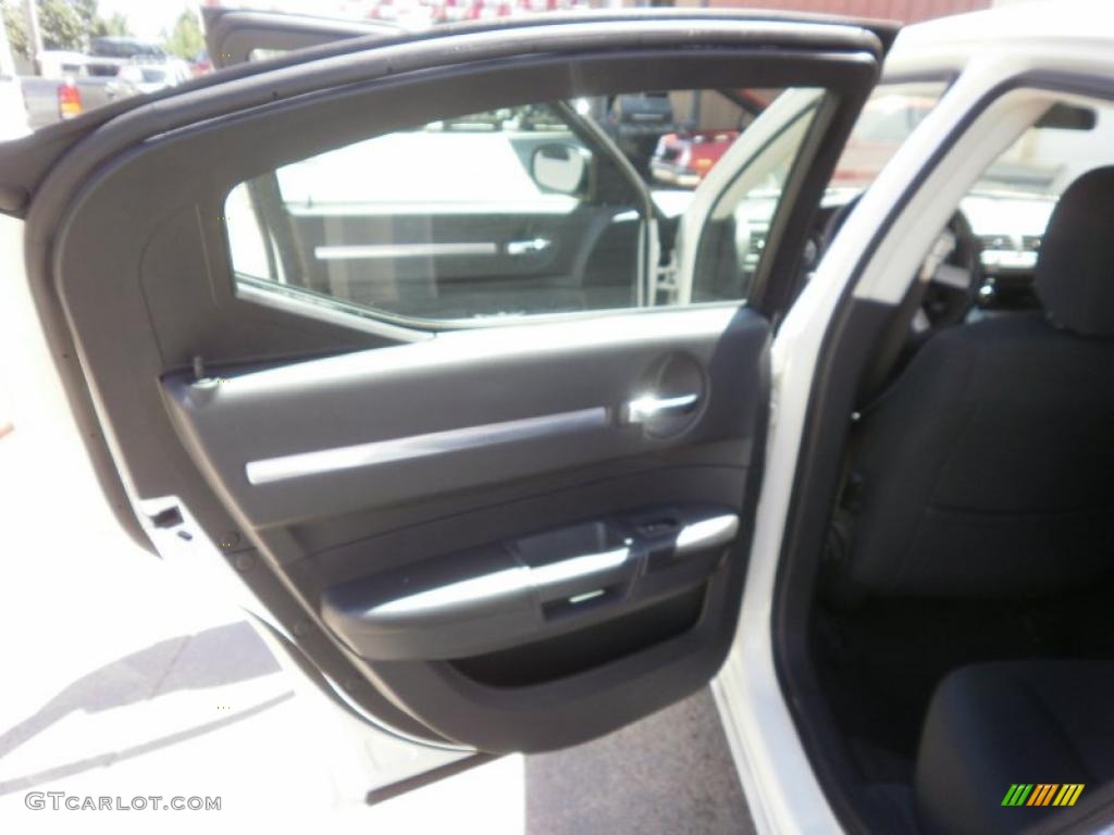 2009 Charger SE - Stone White / Dark Slate Gray/Light Slate Gray photo #11