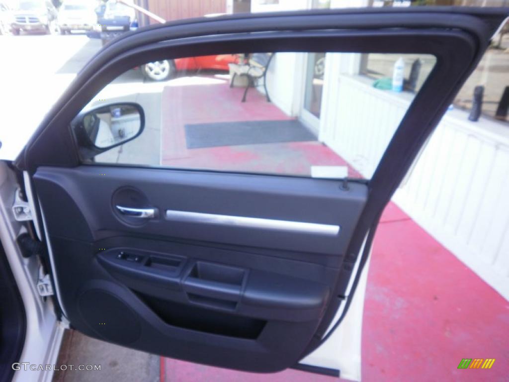 2009 Charger SE - Stone White / Dark Slate Gray/Light Slate Gray photo #18