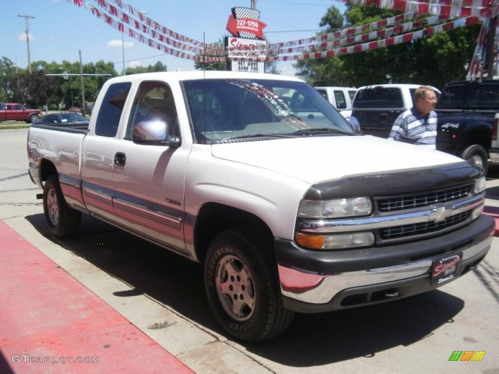 1999 Silverado 1500 LS Extended Cab 4x4 - Summit White / Medium Oak photo #5