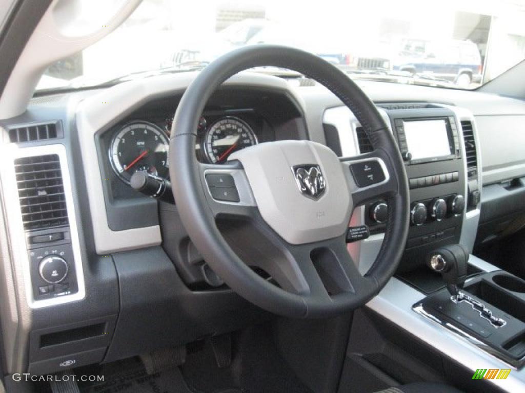 2010 Ram 1500 Big Horn Quad Cab 4x4 - Bright Silver Metallic / Dark Slate/Medium Graystone photo #10