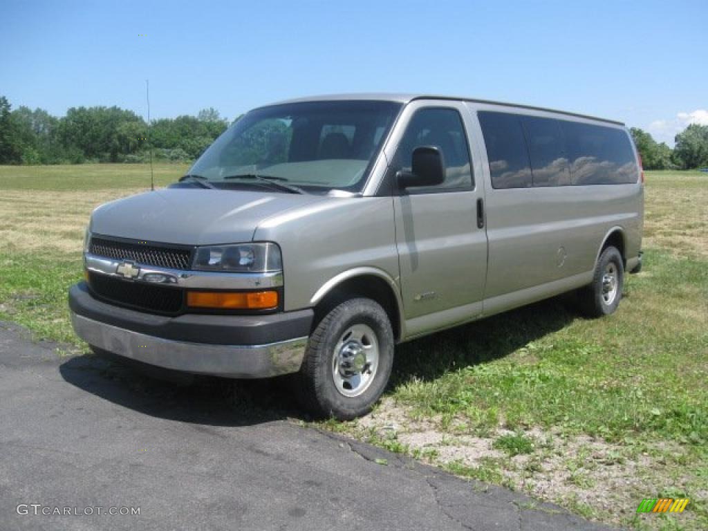 2003 Express 3500 Extended Passenger Van - Light Pewter Metallic / Medium Dark Pewter photo #1